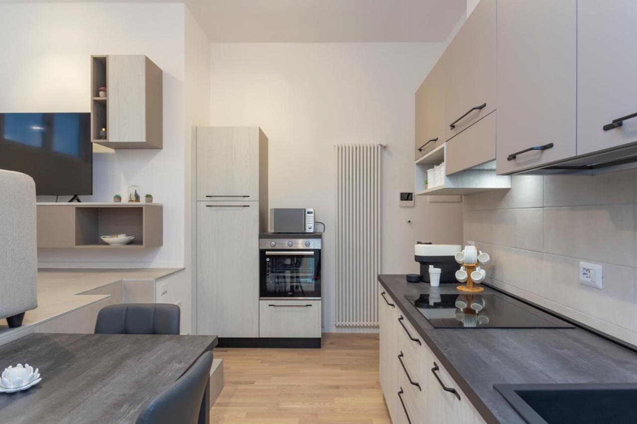 I Host Apartment - Val Strona 6 Milan Extérieur photo